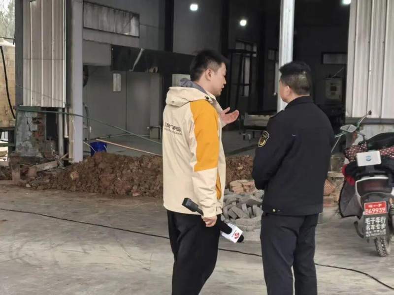  网络热销锅巴现乱象，童年回忆遭工业流水线取代 新闻 网络热销锅巴现乱象，童年回忆遭工业流水线取代 新闻 网络热销锅巴现乱象，童年回忆遭工业流水线取代 新闻