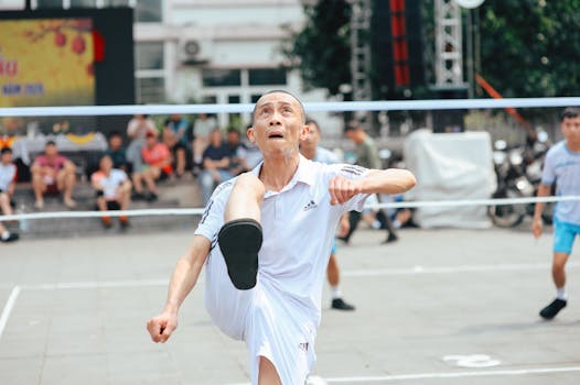  中信银行2026年经营策略，方合英董事长阐述三点思考；四大核心着力点助力长远发展。 股票财经 中信银行2026年经营策略，方合英董事长阐述三点思考；四大核心着力点助力长远发展。 股票财经 中信银行2026年经营策略，方合英董事长阐述三点思考；四大核心着力点助力长远发展。 股票财经