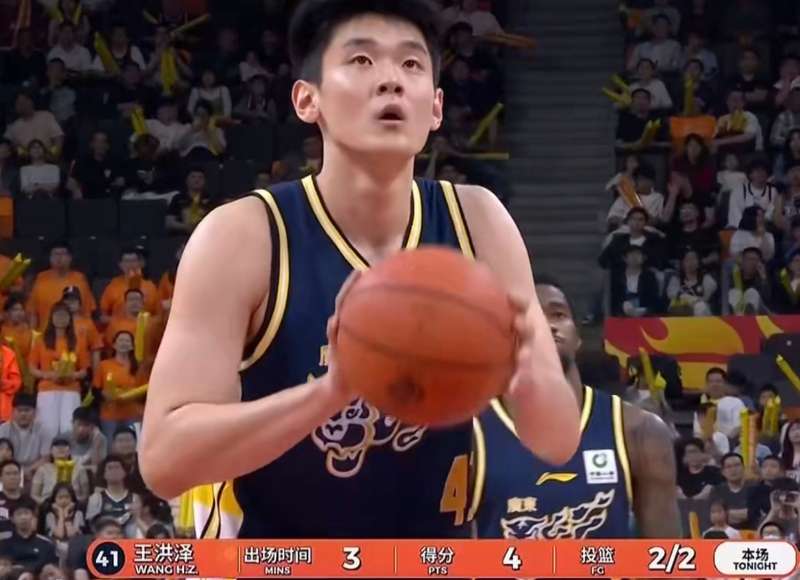  技术拆解！广东宏远百二十分大胜背后：外援体系的化学反应与本土球员的觉醒 体育新闻