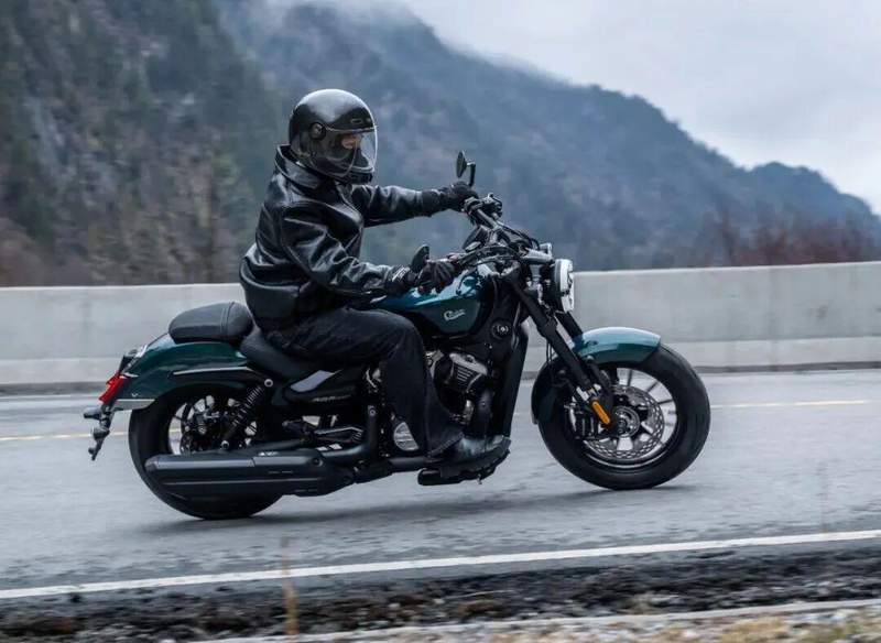  技术深扒：赛科龙AQS250凭什么重新定义250巡航？AMT+V缸组合背后的工程逻辑 汽车科技