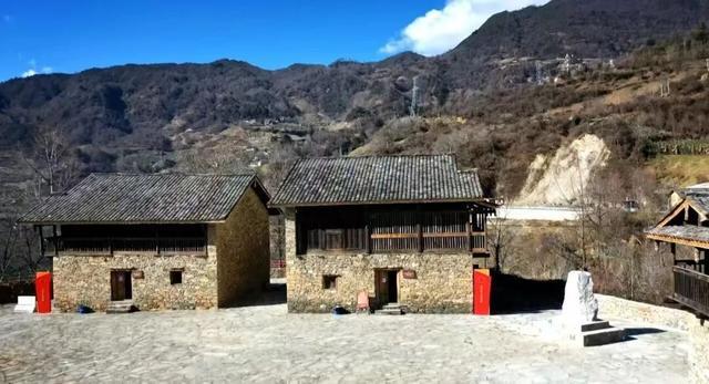  【红色文旅深度解析】夹金山：中央红军长征的精神坐标与文旅价值 文化旅游