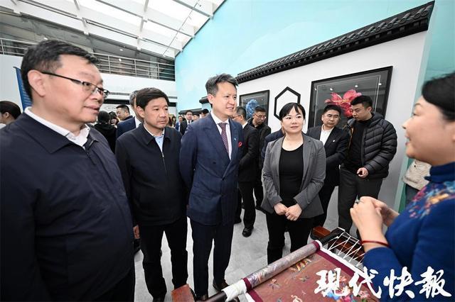  从APEC峰会国宴瓷到苏绣屏风：技术视角下的民间文艺版权保护实践 文化旅游