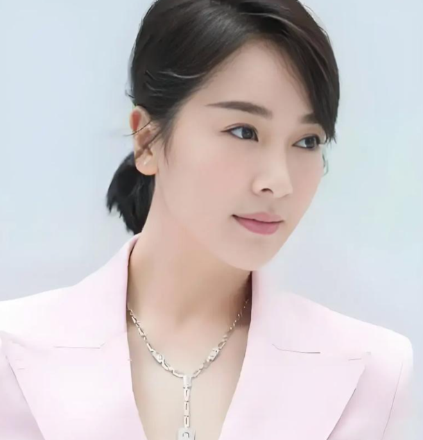  从九字声明到人生主权：左小青的叙事权夺取路径深度解析 情感心理
